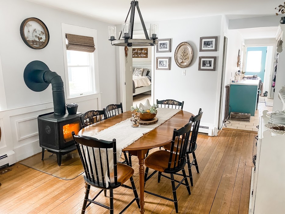 farmhouse dining room