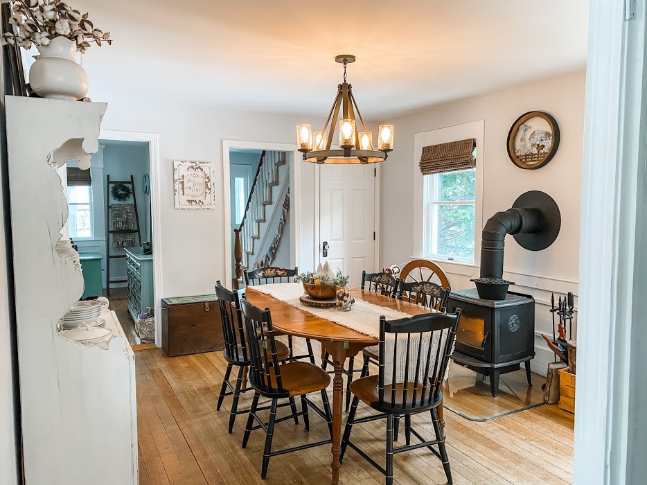 farmhouse dining room