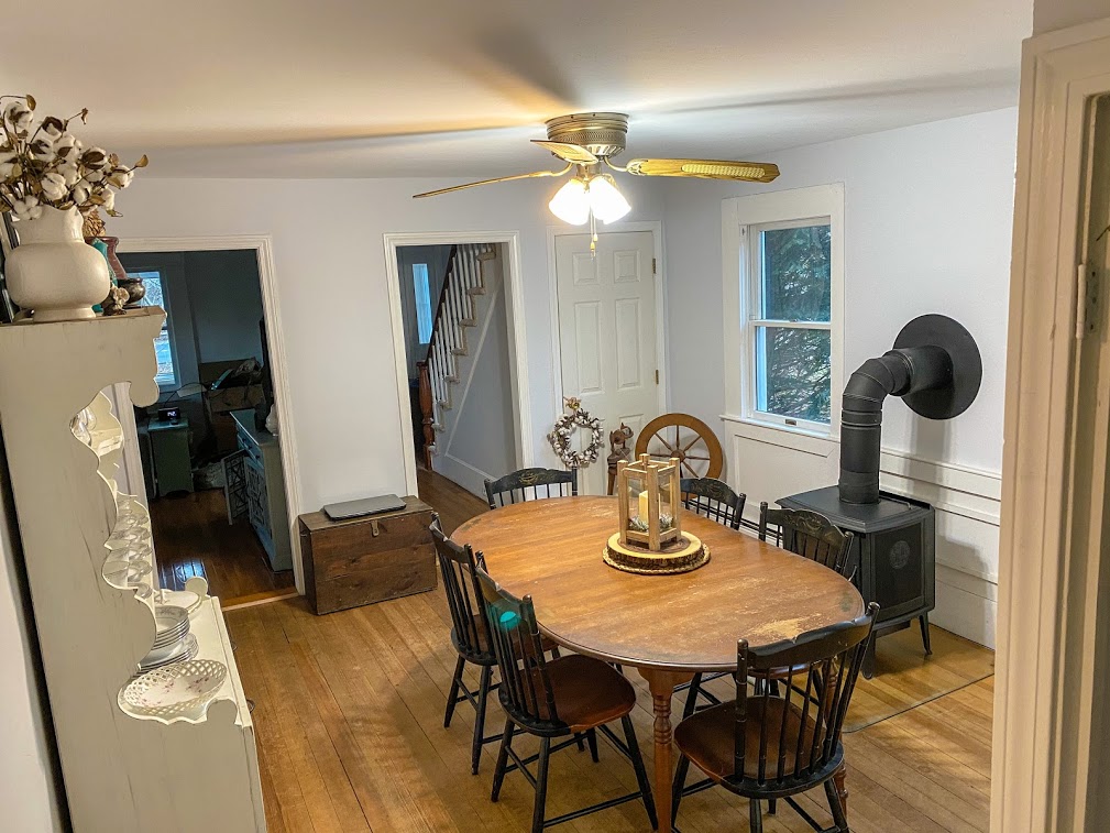 farmhouse dining room
